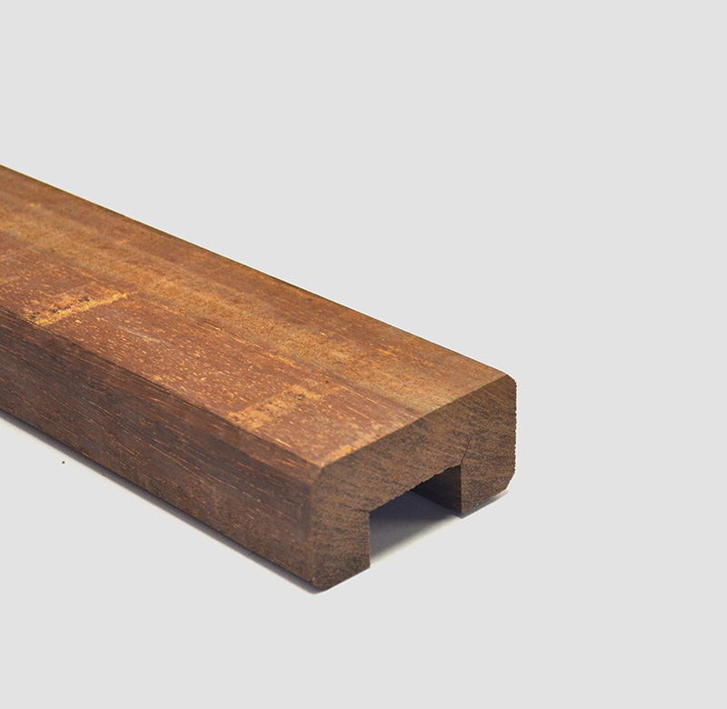Afdeklijst 40x90mm in hardhout 275cm met groef 42mm breed